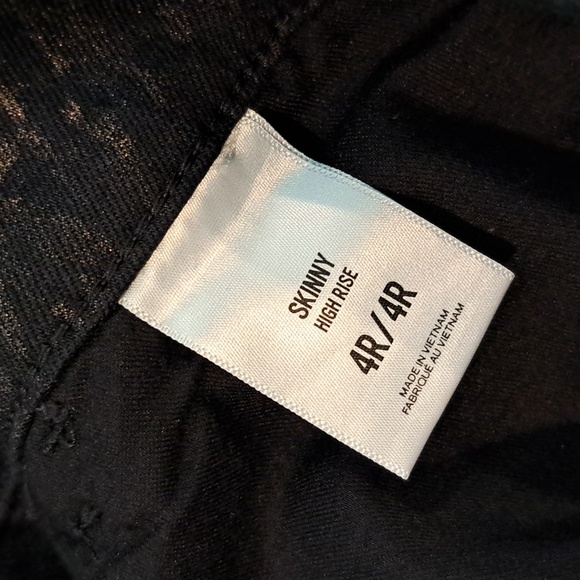 NWT High Rise Skinny Metallic Gold Foil Print Jean (Black/Gold) - EXPRESS - Picture 10 of 11